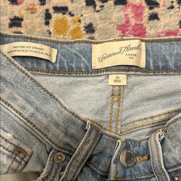 Universal Thread Light Blue High Rise Jeans - Picture 2 of 3